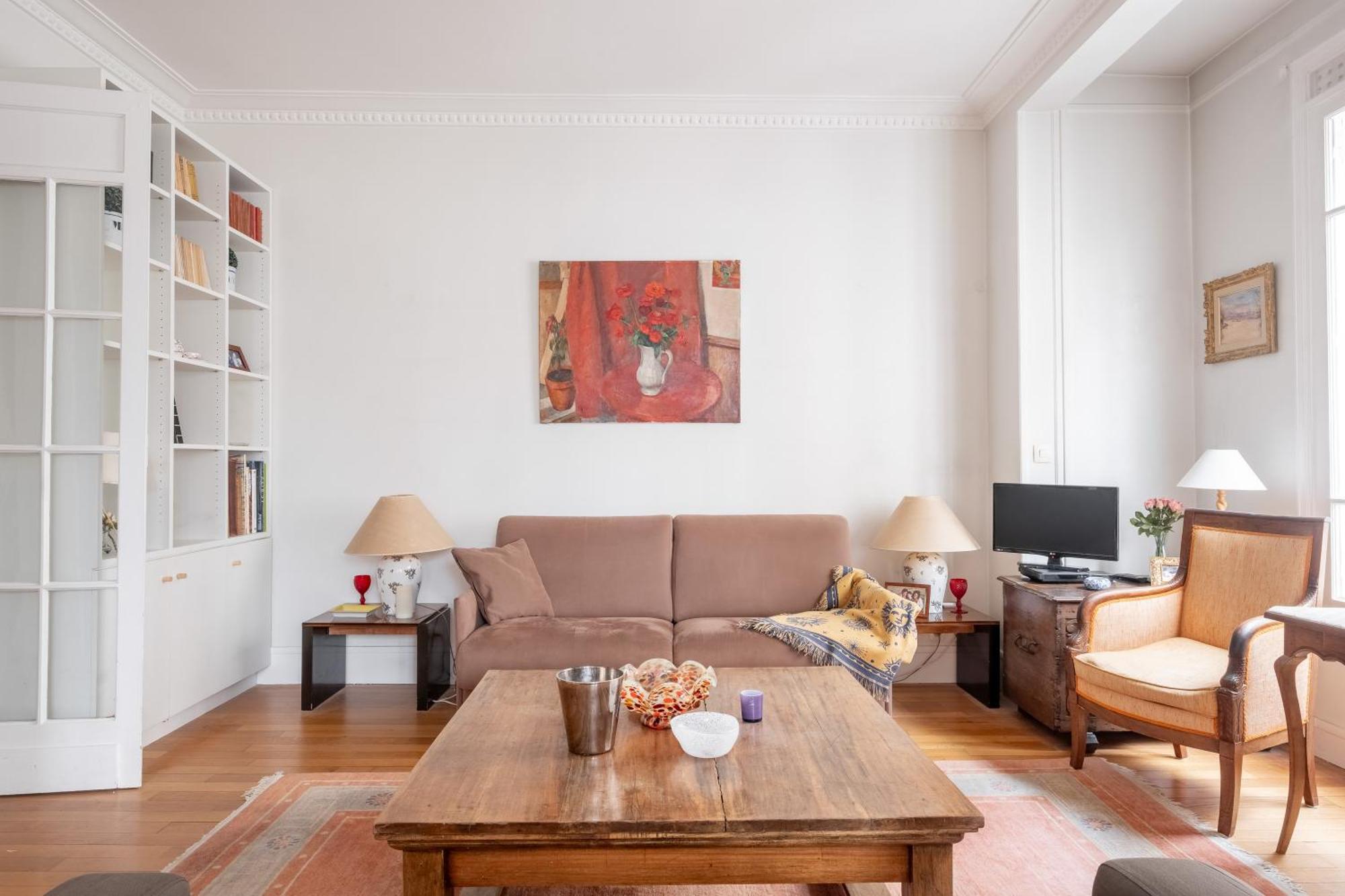 Veeve - Flowers From Appartement Paris